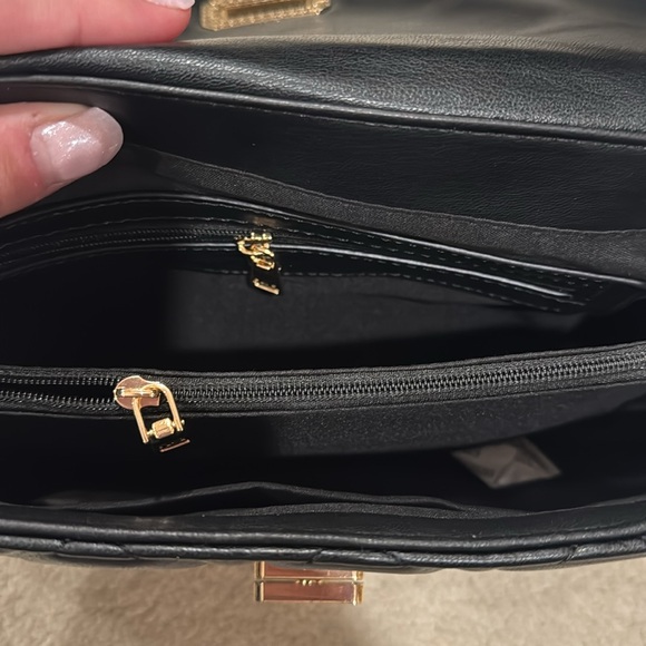 NWT Badgley Mischka Quilted Black Crossbody Bag with Gold Hardware, Studs … - Picture 7 of 8